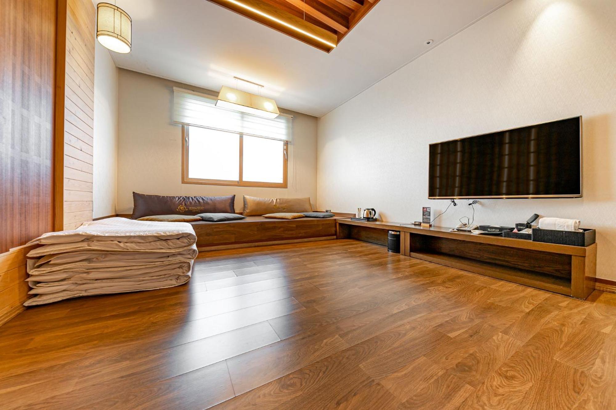 Yeosu Stay Hotel الغرفة الصورة